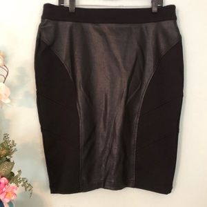 Lane Bryant Black Multi/Moto Skirt size 16